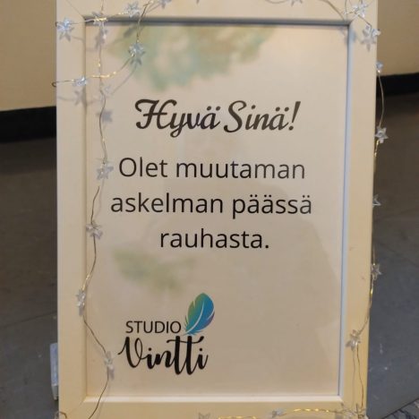Hyvää lapsen oikeuksien päivää, terkuin hallitus